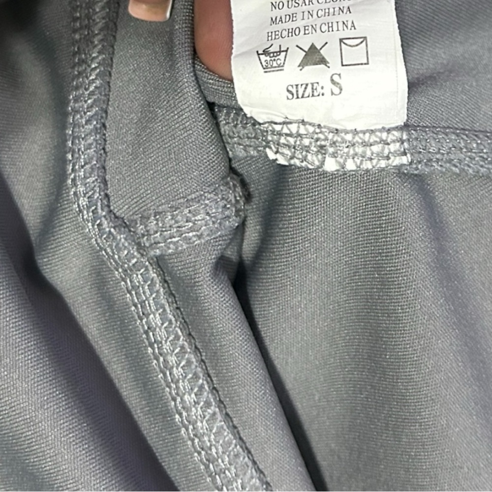 Gray Women's Leggings - Picture 3 of 4
